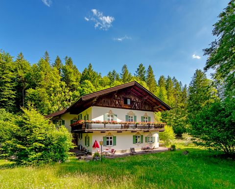 denkmalgeschütztes Landhaus greinau080.jpg