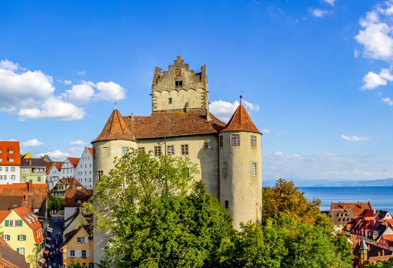 Meersburg 3_AdobeStock_314531452_Meersburg_Sina_Ettmer.jpeg