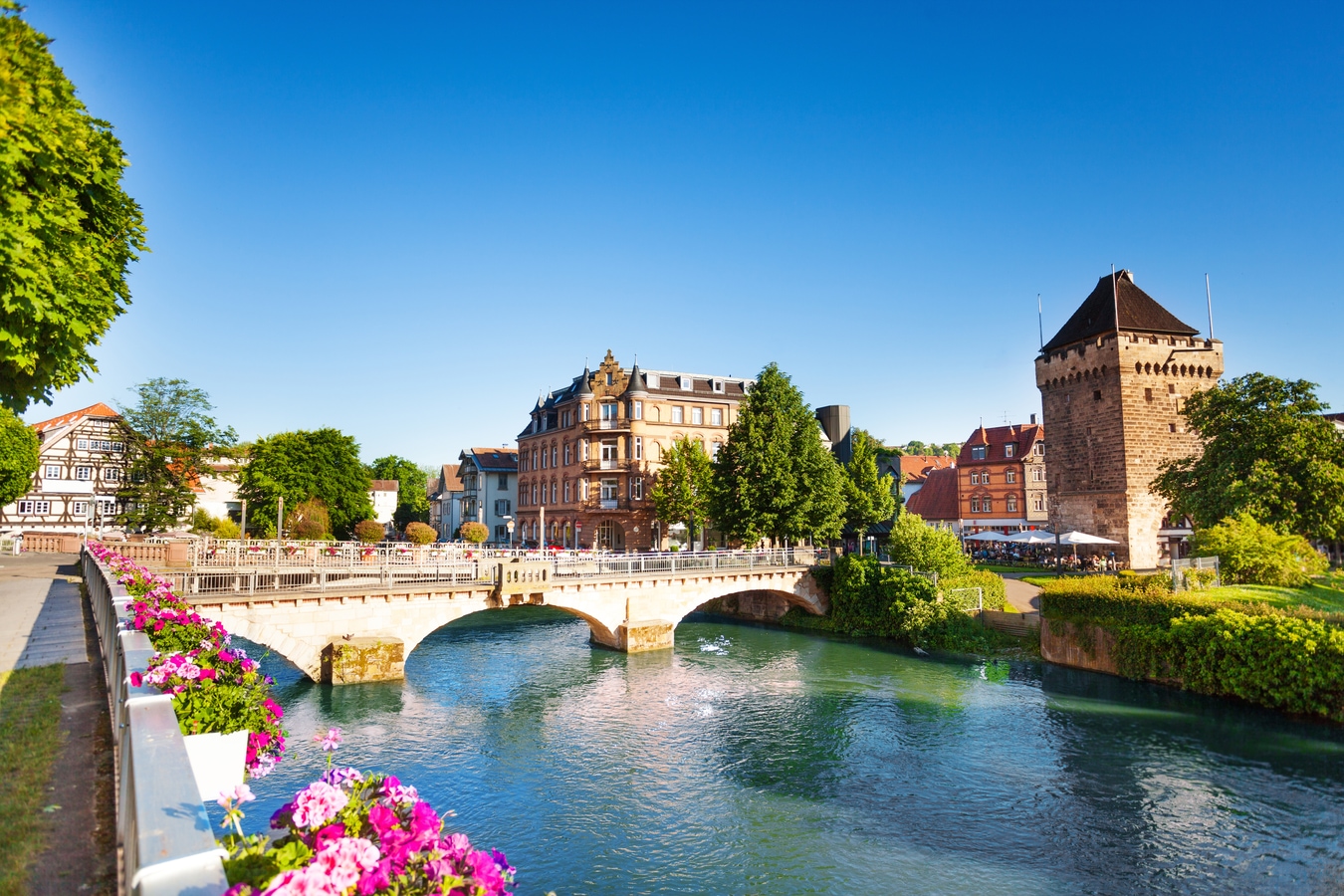 Esslingen Neckar AdobeStock_199194736_Bruecke.jpeg